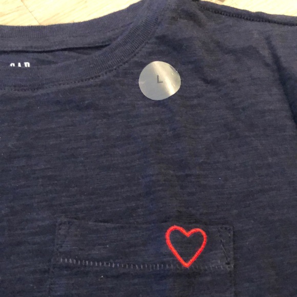 Kids Gap Logo T-shirt. Size Large. NWT. - Picture 2 of 4